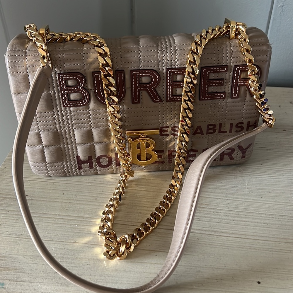 Burberry Lola small quilted lambskin bag - Picture 2 of 12
